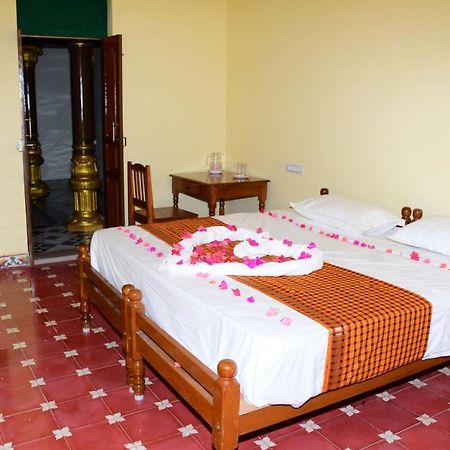 Chettinad Manor Hotel Kanadukattan Exterior photo